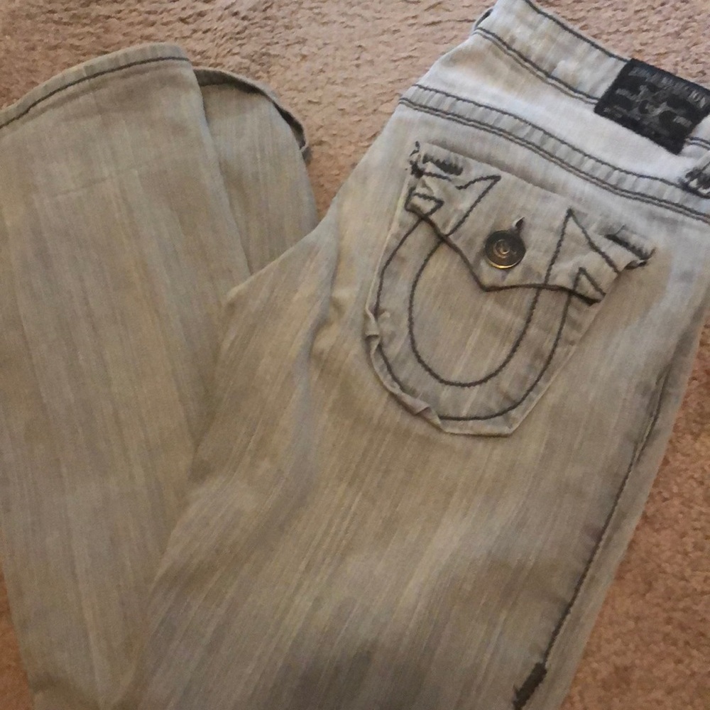 Gray True Religion women’s jeans lined in black